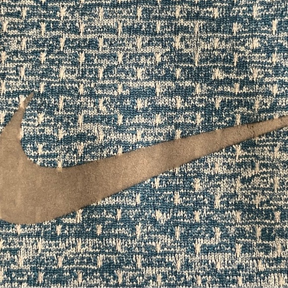 Nike Dri Fit Athletic Top Sz Large Short Sleeve Abstract Pattern - Picture 3 of 8